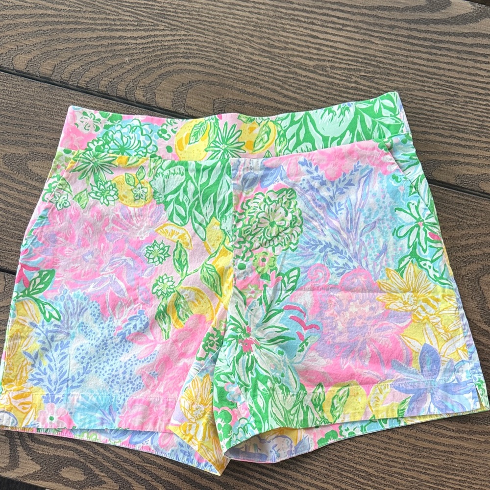 Lilly Pulitzer Vibrant Floral Women's Shorts